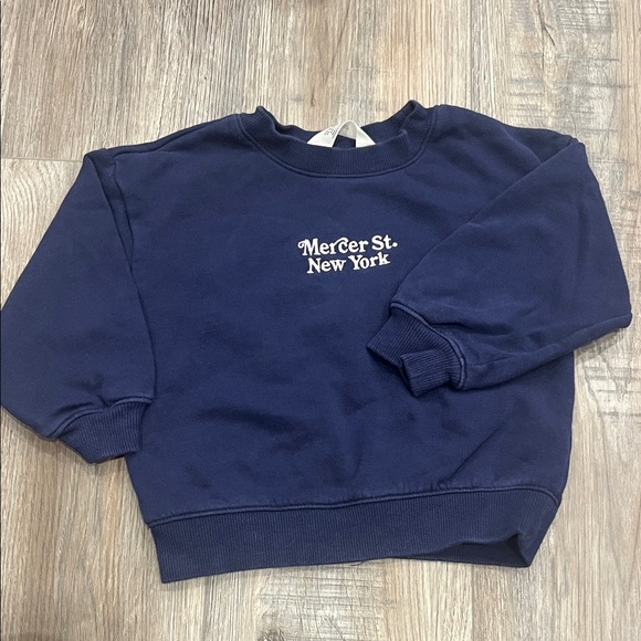 H&M Sweater - Picture 1 of 4